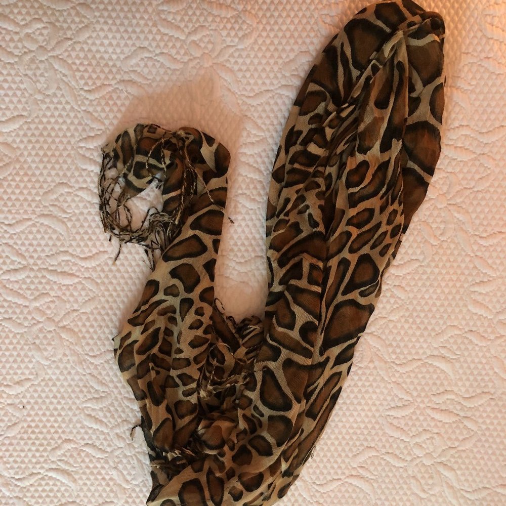 Leopard scarf